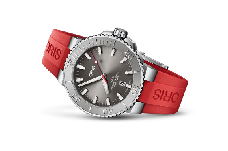 Oris Aquis Date Relief Ref: 01 733 7730 4153-07 4 24 66EB