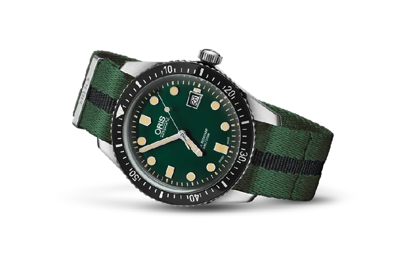 Oris Divers Sixty-Five Ref: 01 733 7720 4057-07 5 21 25FC