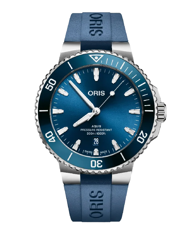 Oris Aquis Date Watch with Blue Rubber Strap, 43.50mm